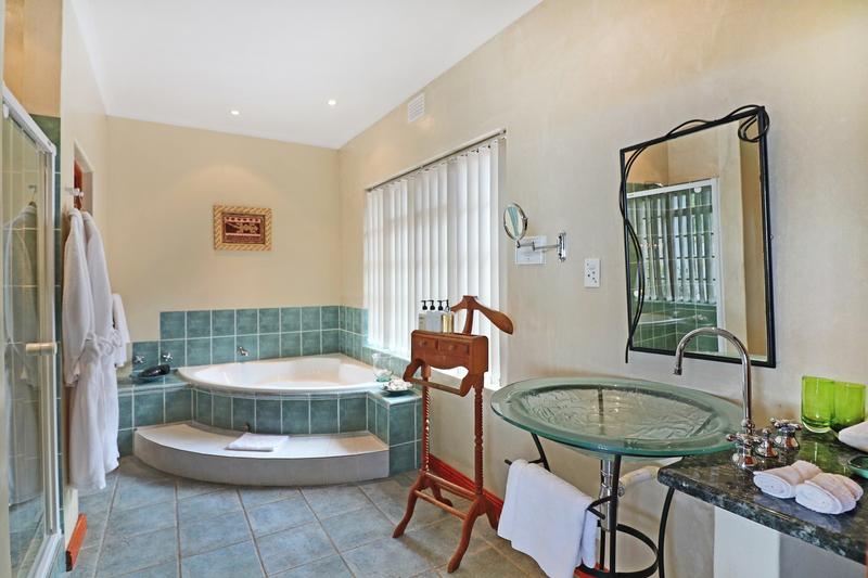 4 Bedroom Property for Sale in Camps Bay Western Cape